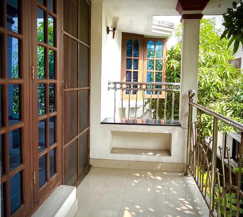 Benheal Homestay Kochi Extérieur photo