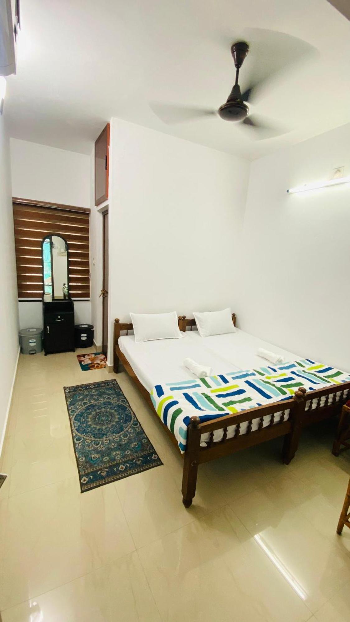 Benheal Homestay Kochi Extérieur photo