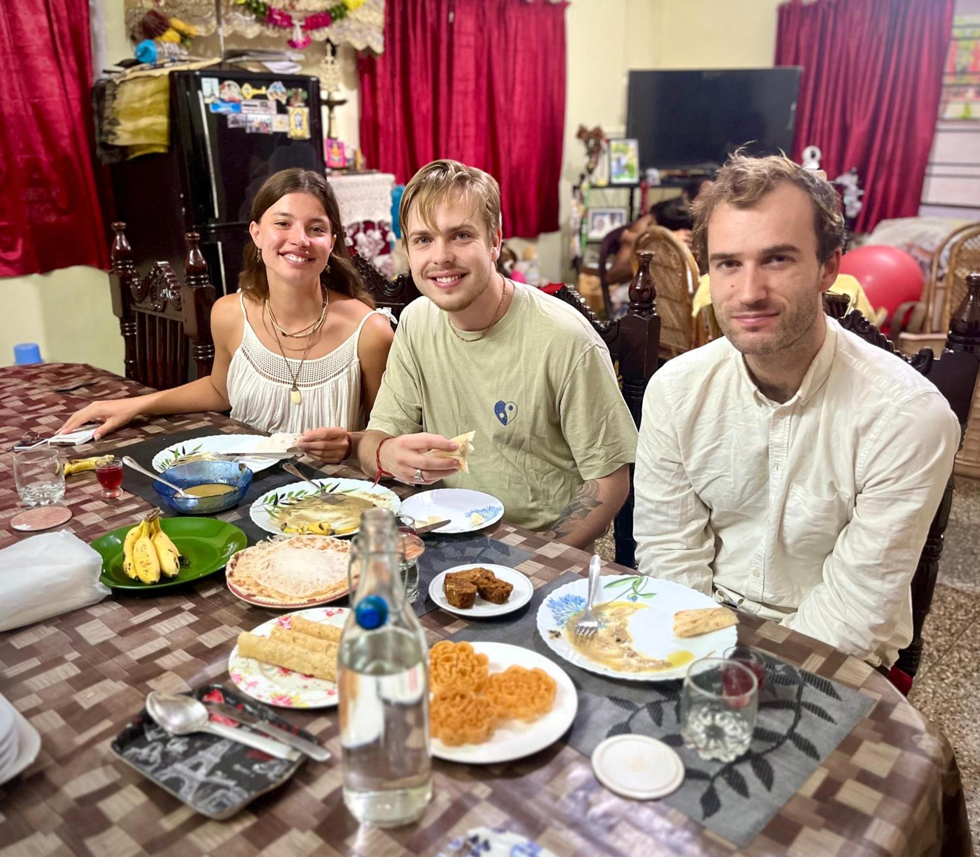 Benheal Homestay Kochi Extérieur photo